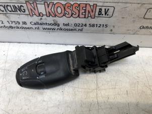Begagnade Farthållarknapp Peugeot Partner Pris på förfrågan erbjuds av N Kossen Autorecycling BV