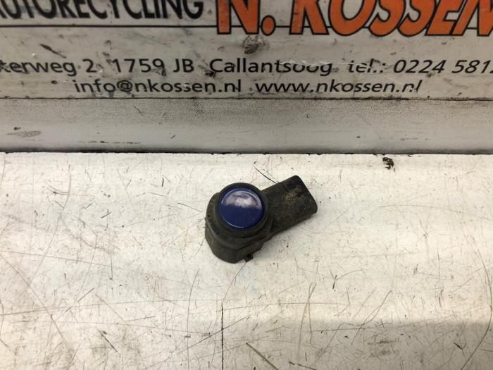 PDC Sensor van een Ford Transit Custom 2.0 TDCi 16V Eco Blue 130 2017