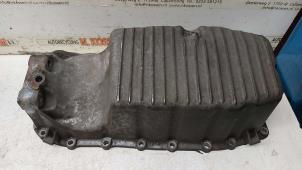 Begagnade Oljetråg Alfa Romeo Mito Pris på förfrågan erbjuds av N Kossen Autorecycling BV