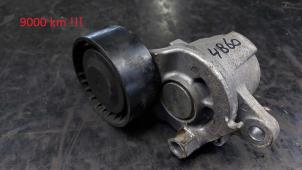 Gebruikte Spanner multiriem Opel Vivaro Prijs op aanvraag aangeboden door N Kossen Autorecycling BV