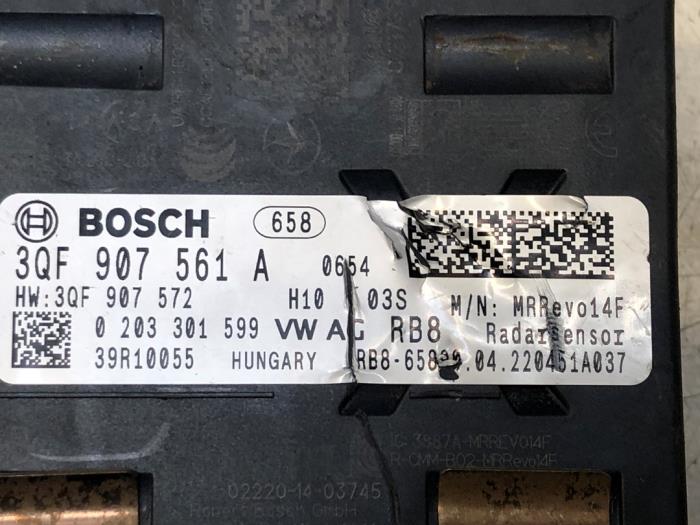 Adaptiv farthållare, sensor (avstånd) från en Volkswagen Golf VII (AUA) 1.0 TSI 12V 2018