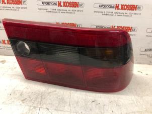 Begagnade Baklykta, höger Opel Calibra Pris på förfrågan erbjuds av N Kossen Autorecycling BV