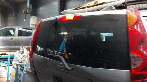 Gebruikte Ruit achter Nissan Note (E11) 1.6 16V Prijs op aanvraag aangeboden door N Kossen Autorecycling BV