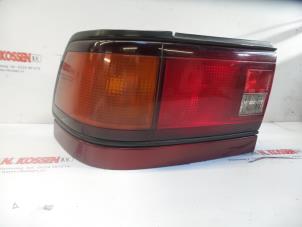 Begagnade Baklykta, vänster Toyota Carina Pris på förfrågan erbjuds av N Kossen Autorecycling BV