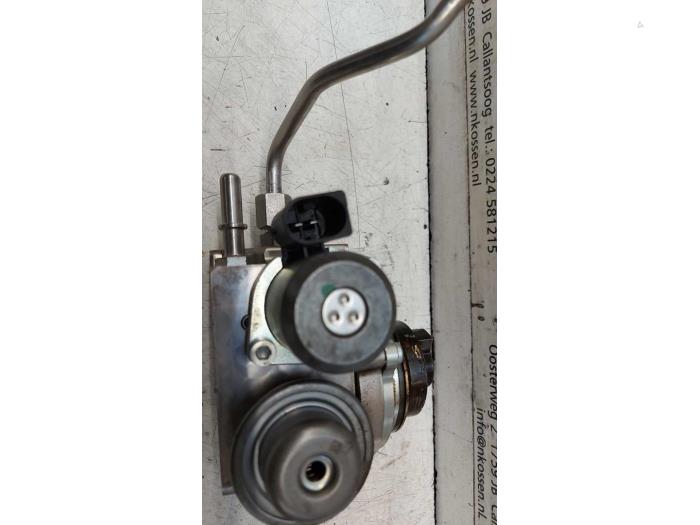 Högtryckspump från en MINI Mini (R56) 1.6 16V Cooper S 2012