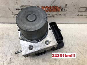 Używane Pompa ABS Iveco New Daily VI 33S16, 35C16, 35S16 Cena na żądanie oferowane przez N Kossen Autorecycling BV