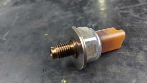 Begagnade Bränsletryckssensor Citroen Berlingo 1.6 BlueHDI 100 Pris på förfrågan erbjuds av N Kossen Autorecycling BV