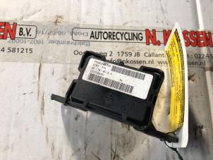 Begagnade Dator , karosskontroll (BCM) Jeep Wrangler Unlimited (JK) 2.8 CRD 4x4 Pris på förfrågan erbjuds av N Kossen Autorecycling BV