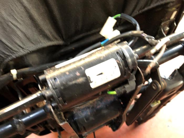 Sätesmotor från en BMW Z3 1999