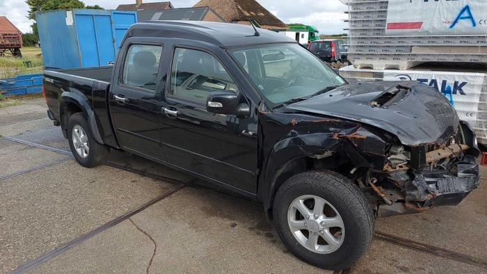 Bränslekylare från en Isuzu D-Max 3.0 D 4x4 2008