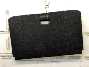 Używane Plyta podlogowa bagaznika Opel Corsa D 1.2 16V Cena na żądanie oferowane przez N Kossen Autorecycling BV