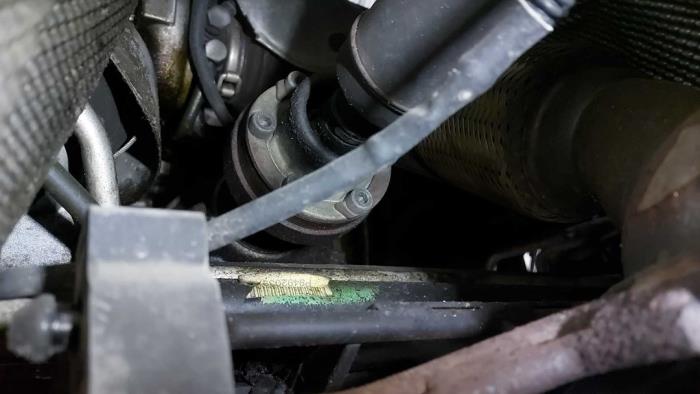 Mellanaxel från en Volvo XC70 (SZ) XC70 2.4 T 20V 2002