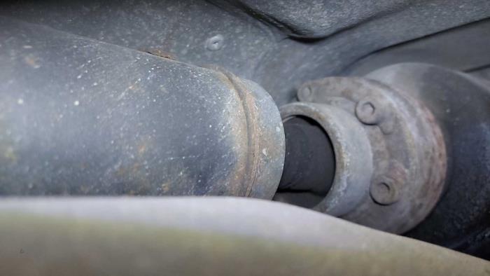 Mellanaxel från en Volvo XC70 (SZ) XC70 2.4 T 20V 2002