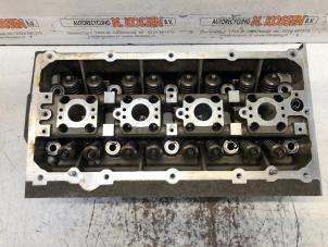 Begagnade Topplock Seat Ibiza III (6L1) 1.4 16V 100 Pris på förfrågan erbjuds av N Kossen Autorecycling BV