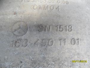 Begagnade Ljuddämpare, bak Mercedes ML I (163) 2.7 270 CDI 20V Pris på förfrågan erbjuds av N Kossen Autorecycling BV