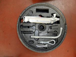 Begagnade Verktygssats Audi TT (8N3) 1.8 20V Turbo Quattro Pris på förfrågan erbjuds av N Kossen Autorecycling BV