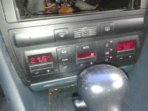 Gebruikte Climatronic Paneel Audi A6 Avant (C5) 2.5 TDI V6 24V Prijs op aanvraag aangeboden door N Kossen Autorecycling BV