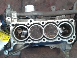 Używane Tlok Nissan Micra Cena na żądanie oferowane przez N Kossen Autorecycling BV