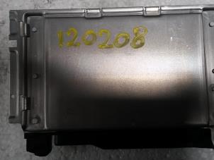 Begagnade Dator, automatisk växellåda Jaguar XJ8 (X308) 3.2 V8 32V Executive,Sport Pris på förfrågan erbjuds av N Kossen Autorecycling BV