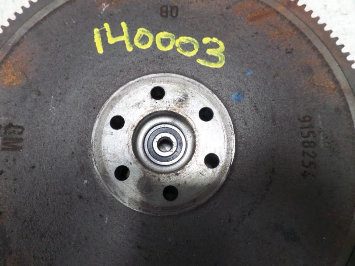 Svänghjul från en Opel Agila (A) 1.2 16V 2002