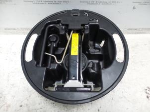 Begagnade Verktygssats Renault Laguna II Grandtour (KG) 1.9 dCi 110 Pris på förfrågan erbjuds av N Kossen Autorecycling BV