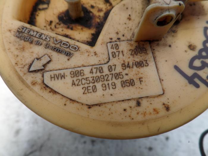 Dieselpomp van een Mercedes-Benz Sprinter 3,5t (906.73) 316 CDI 16V 2011