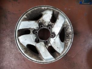 Używane Obrecz Hyundai Terracan 2.5 TCi Cena na żądanie oferowane przez N Kossen Autorecycling BV