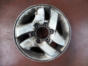 Używane Obrecz Hyundai Terracan 2.5 TCi Cena na żądanie oferowane przez N Kossen Autorecycling BV