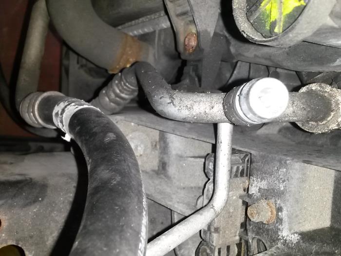 Luftkonditioneringsledning från en Mitsubishi Colt 2007