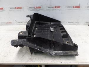 Begagnade Batterilåda Opel Movano 2.3 CDTi 16V RWD Pris på förfrågan erbjuds av N Kossen Autorecycling BV