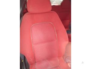 Begagnade Säte, höger Mitsubishi Colt Pris på förfrågan erbjuds av N Kossen Autorecycling BV