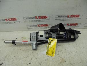 Begagnade Främre säkerhetsbälte, vänster Volvo V50 (MW) 2.0 D3 20V Pris på förfrågan erbjuds av N Kossen Autorecycling BV