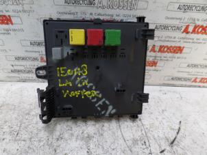 Gebruikte Zekeringkast Opel Vectra C GTS 2.2 DIG 16V Prijs op aanvraag aangeboden door N Kossen Autorecycling BV