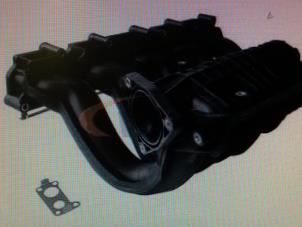 Nieuwe Spruitstuk Inlaat Mercedes C-Klasse Prijs € 453,75 Inclusief btw aangeboden door N Kossen Autorecycling BV