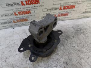 Gebruikte Motorsteun Opel Meriva 1.6 16V Prijs op aanvraag aangeboden door N Kossen Autorecycling BV