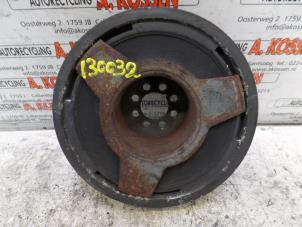 Begagnade Remskiva, vevaxel Volkswagen Passat Variant 4Motion (3B6) 2.5 TDI 150 Pris på förfrågan erbjuds av N Kossen Autorecycling BV