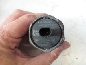 Begagnade Oljetryckssensor Mercedes Sprinter 3,5t (906.63) 513 CDI 16V Euro 5 Pris på förfrågan erbjuds av N Kossen Autorecycling BV