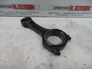 Begagnade Vevstake Ford Transit Connect Pris på förfrågan erbjuds av N Kossen Autorecycling BV