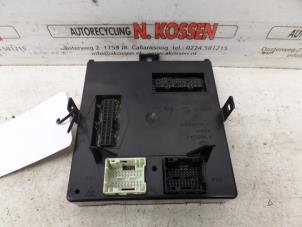 Begagnade Komfortmodul Renault Laguna II (BG) 1.8 16V Pris på förfrågan erbjuds av N Kossen Autorecycling BV