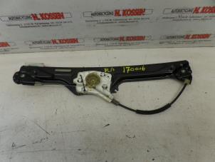 Gebruikte Ruitmechaniek 4Deurs rechts-achter BMW X6 (E71/72) xDrive35d 3.0 24V Prijs op aanvraag aangeboden door N Kossen Autorecycling BV