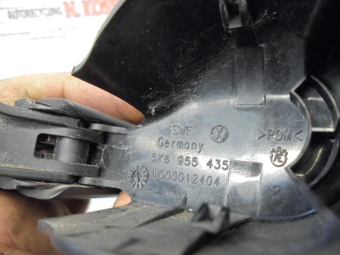 Bakre torkararm från en Volkswagen UP 2015