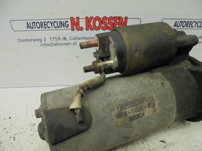 Startmotor van een Ford Transit 2.5 Di 80-120 1998