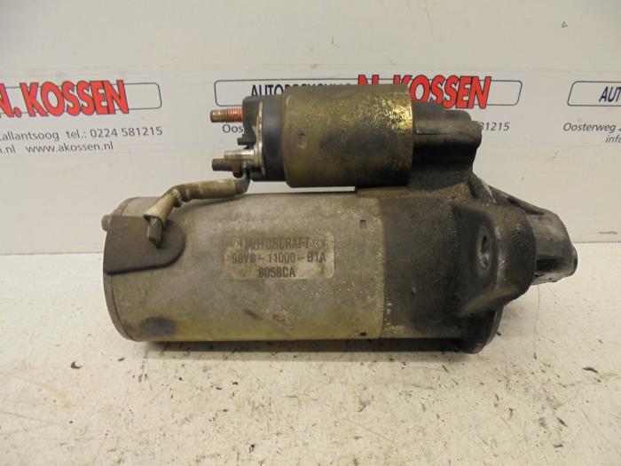 Startmotor van een Ford Transit 2.5 Di 80-120 1998