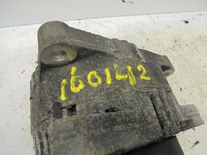 Dynamo från en Citroen Berlingo 2008