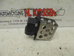 Begagnade Motstånd, kupéfläkt Nissan Qashqai (J10) 1.6 16V Pris på förfrågan erbjuds av N Kossen Autorecycling BV