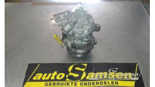 Używane Pompa klimatyzacji Peugeot 407 (6C/J) 2.7 HDi V6 24V Cena € 100,00 Procedura marży oferowane przez Auto Samsen B.V.