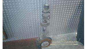 Begagnade Stötdämparstång, vänster fram Volkswagen Polo V (6R) 1.2 TDI 12V BlueMotion Pris € 100,00 Marginaltabell erbjuds av Auto Samsen B.V.