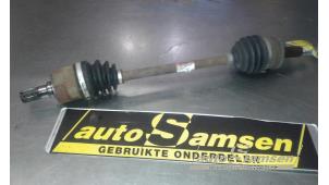 Gebruikte Aandrijfas rechts-voor Hyundai i20 1.2i 16V Prijs € 50,00 Margeregeling aangeboden door Auto Samsen B.V.