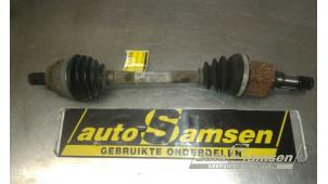 Gebruikte Aandrijfas links-voor Ford Focus C-Max 1.8 16V Prijs € 50,00 Margeregeling aangeboden door Auto Samsen B.V.