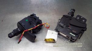 Używane Przelacznik Combi kolumny kierownicy Renault Modus/Grand Modus (JP) 1.2 16V TCE 100 Cena € 30,00 Procedura marży oferowane przez Auto Samsen B.V.